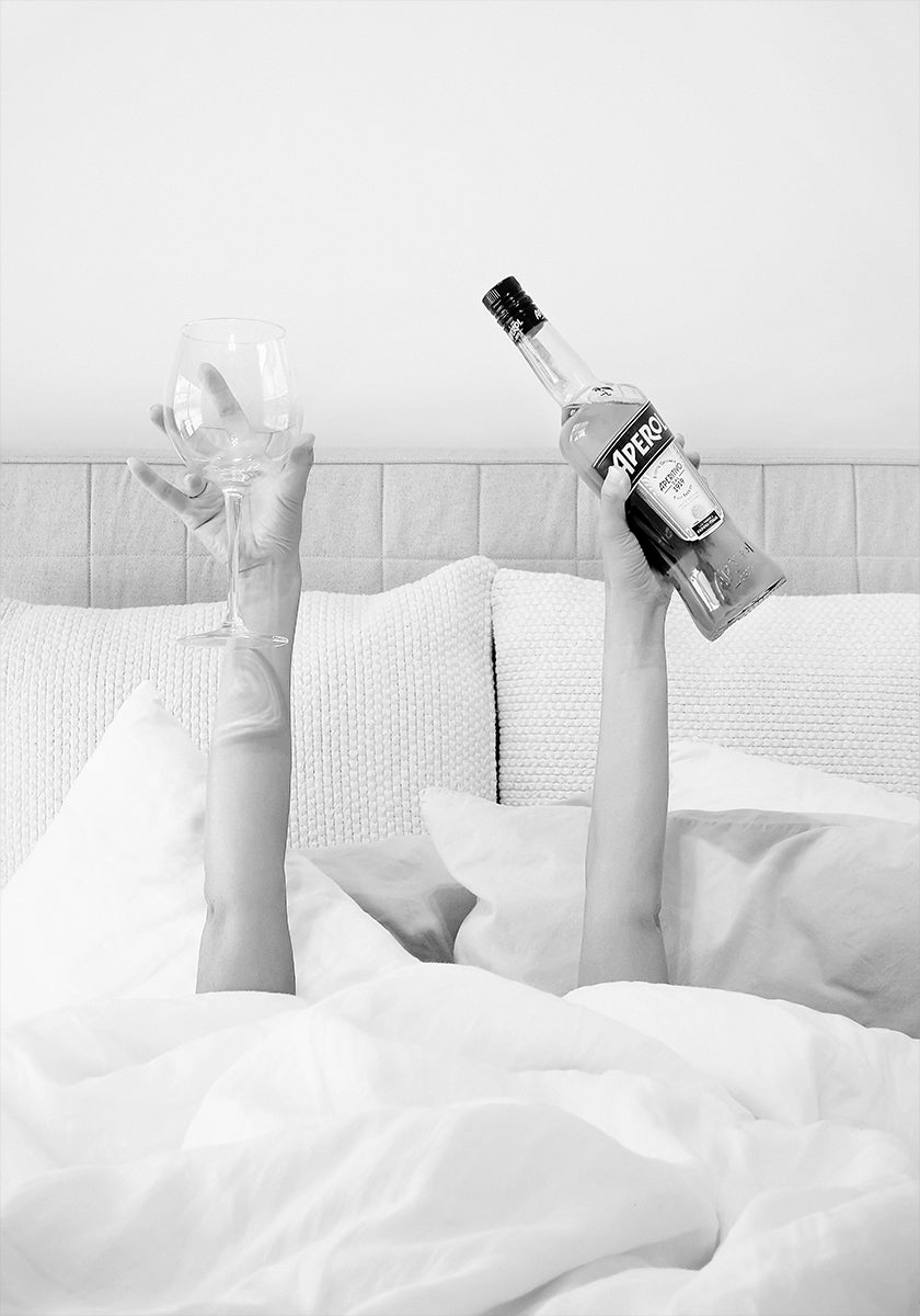 Aperol In Bed Low Key -juliste