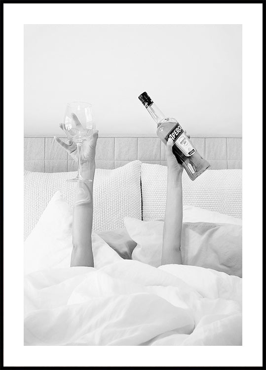 Aperol In Bed Low Key -juliste