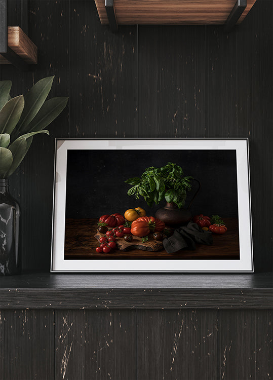 Asetelma tomaateilla ja basilikalla Juliste