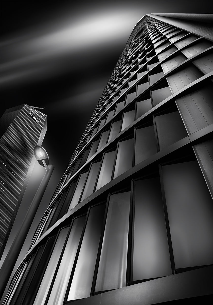 Taivaalle katsova juliste