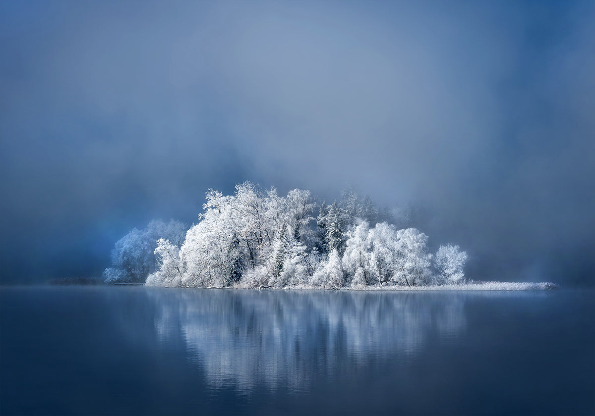 Frosty Island -juliste
