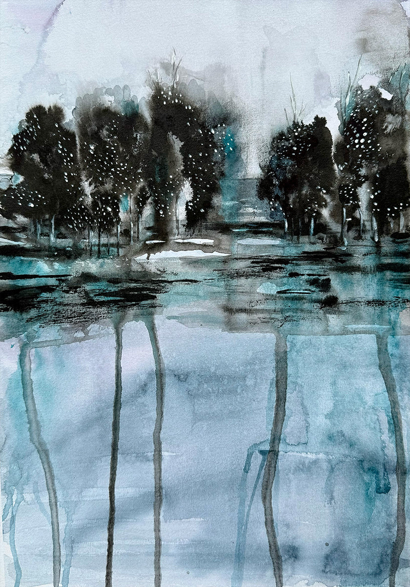 Puut heijastuu vedessä juliste