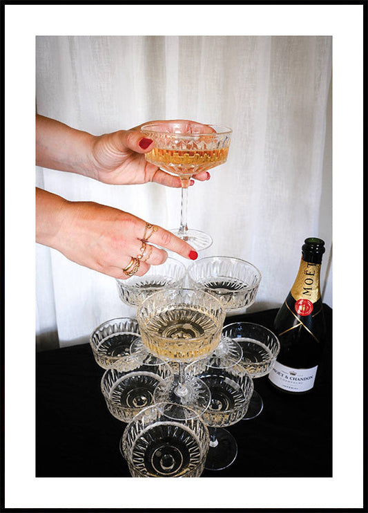 Champagne Glasses Pyramid Print Juliste