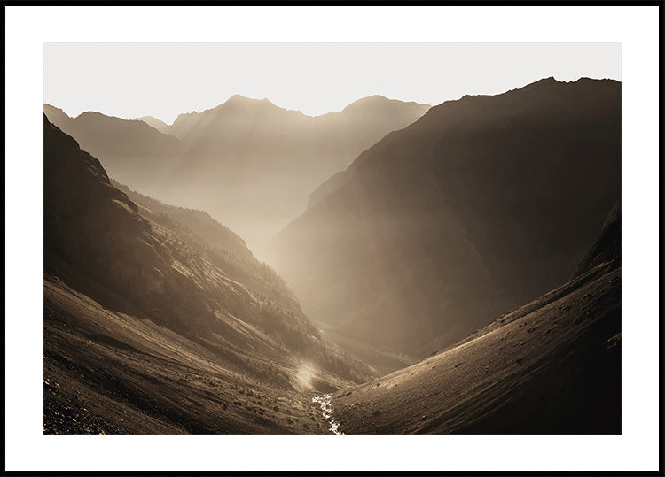 Valley of Calm at Sunrise -juliste 