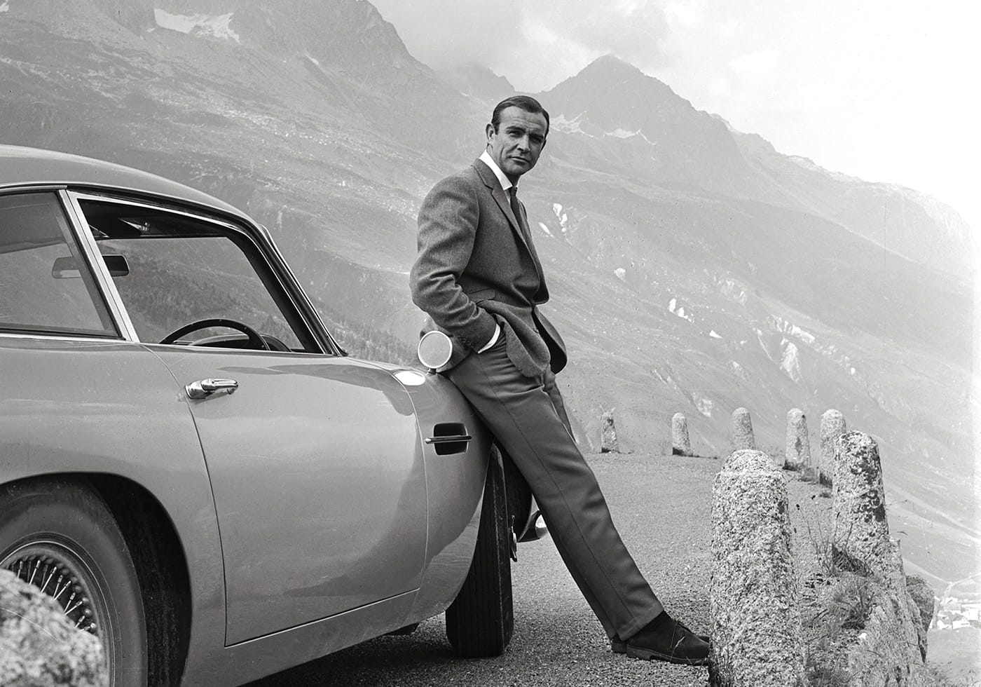 James Bond retrojuliste