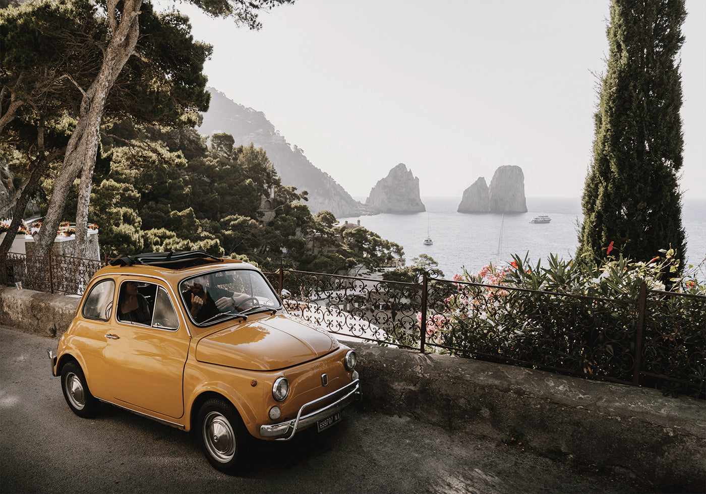 Little Orange Car in Capri Juliste 