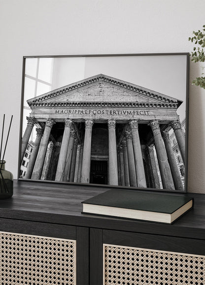 Pantheon juliste 