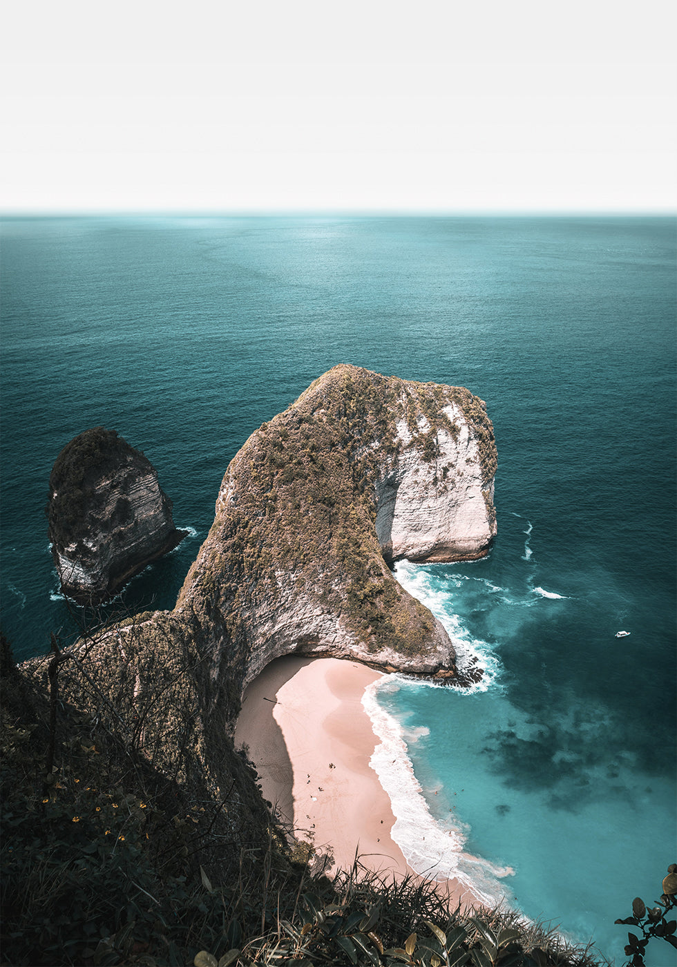 Rocks On Sea Shore -juliste 