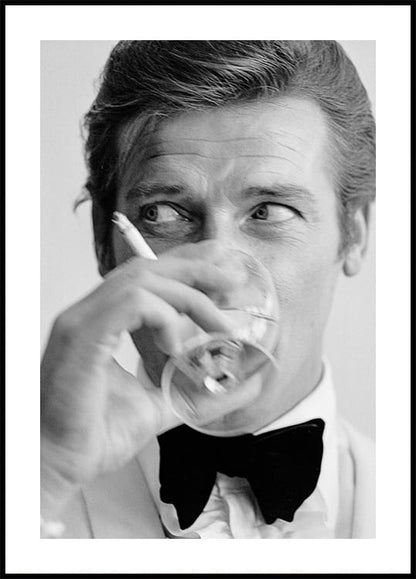 Roger Moore -juliste