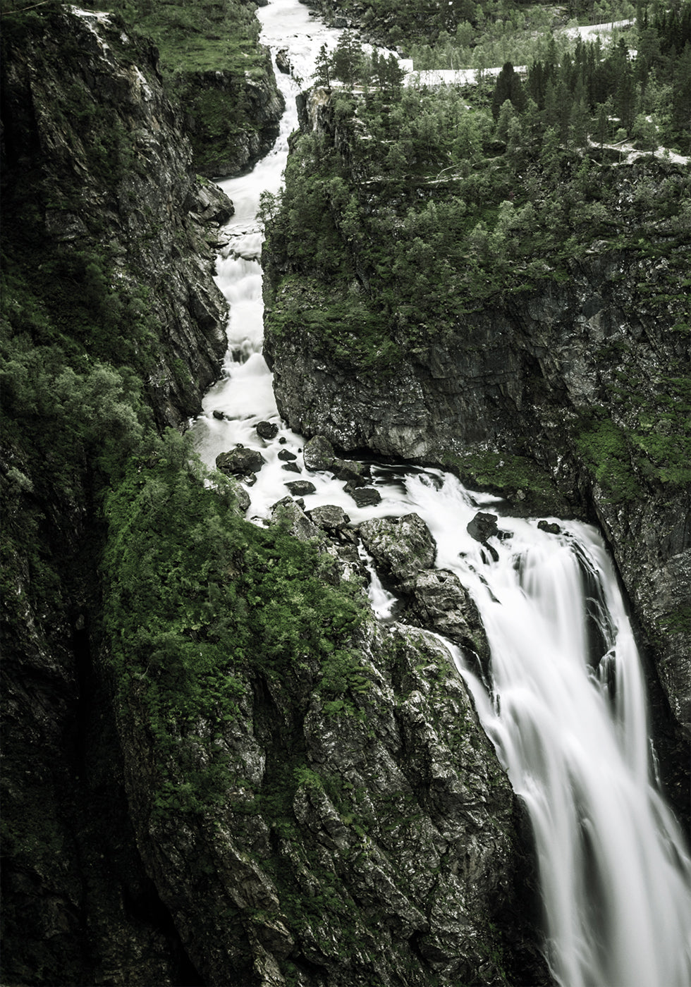 Majestic Waterfall Vøringfossen -juliste 