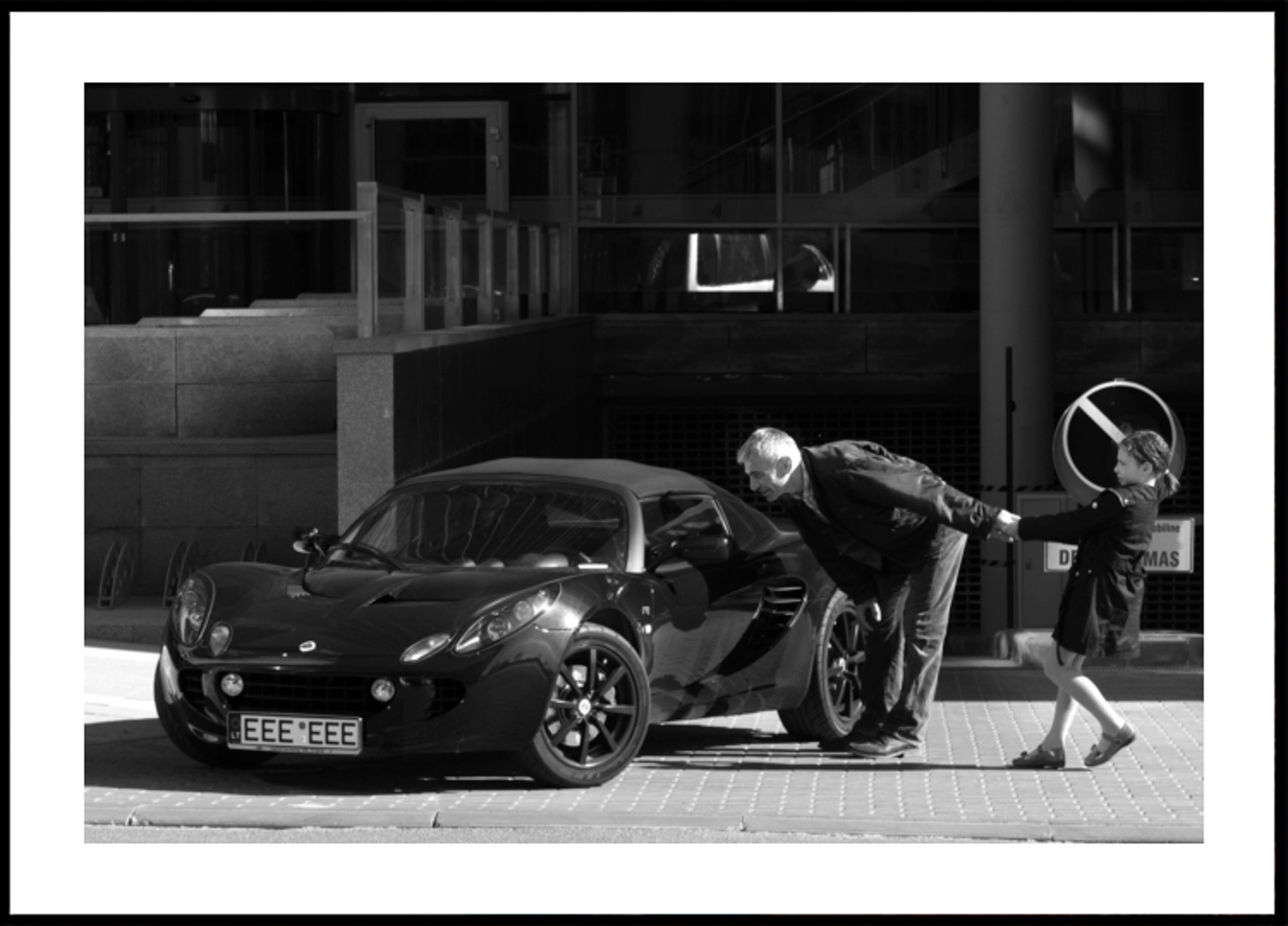 Urheiluauton häiriötekijä