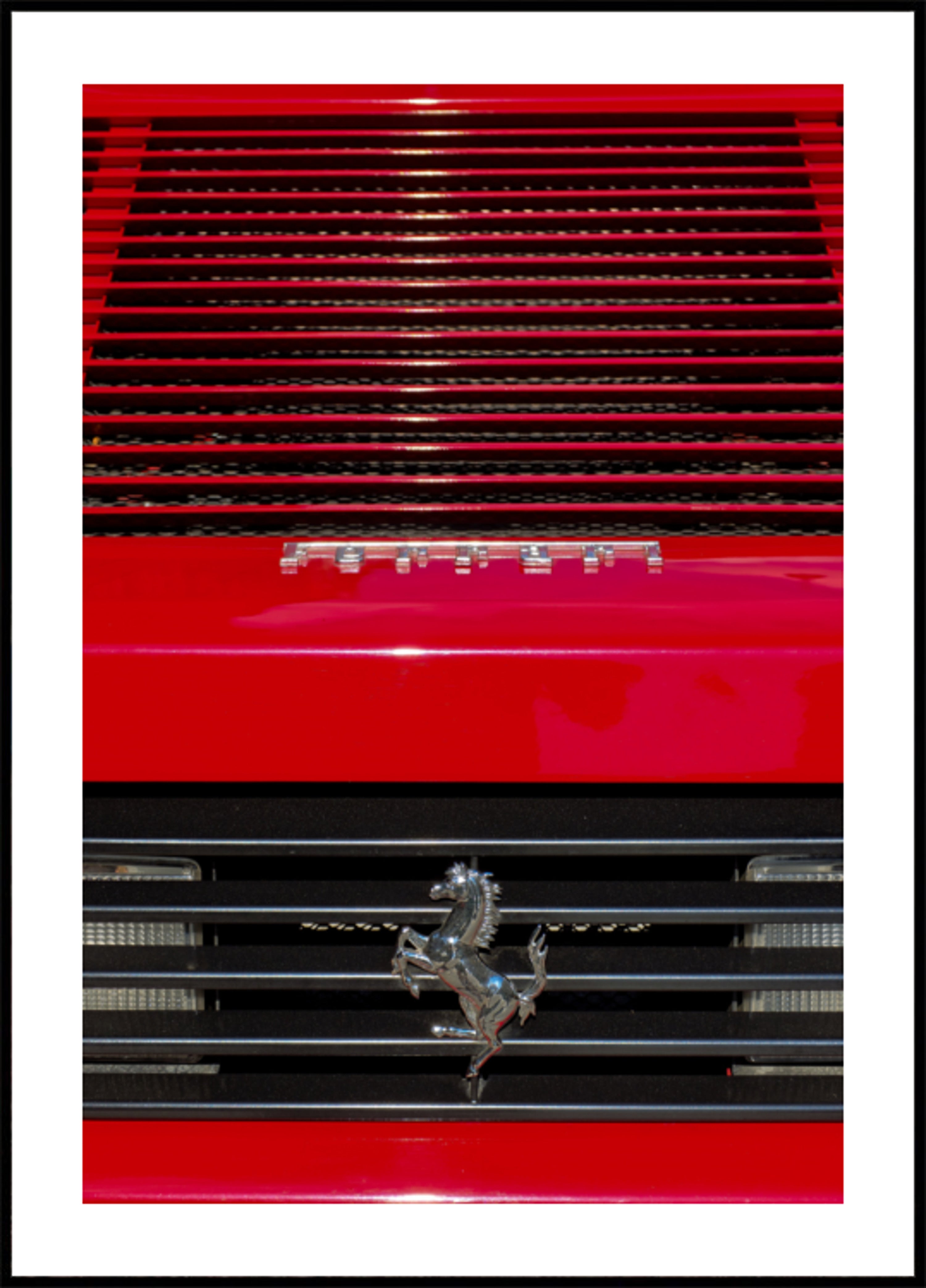 Klassinen punainen urheiluauto