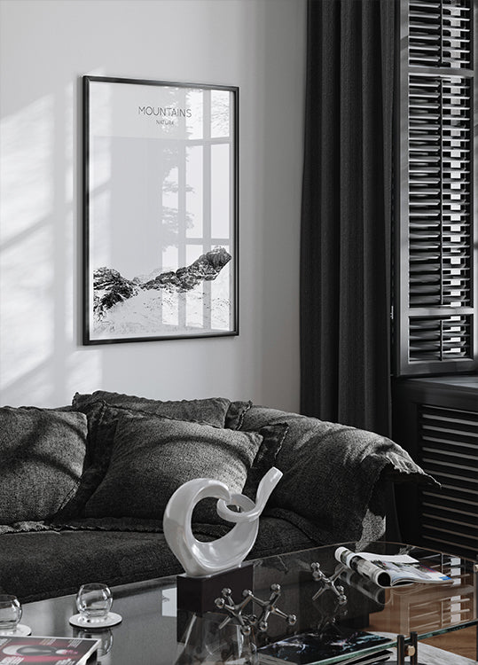 Serene Peaks -juliste