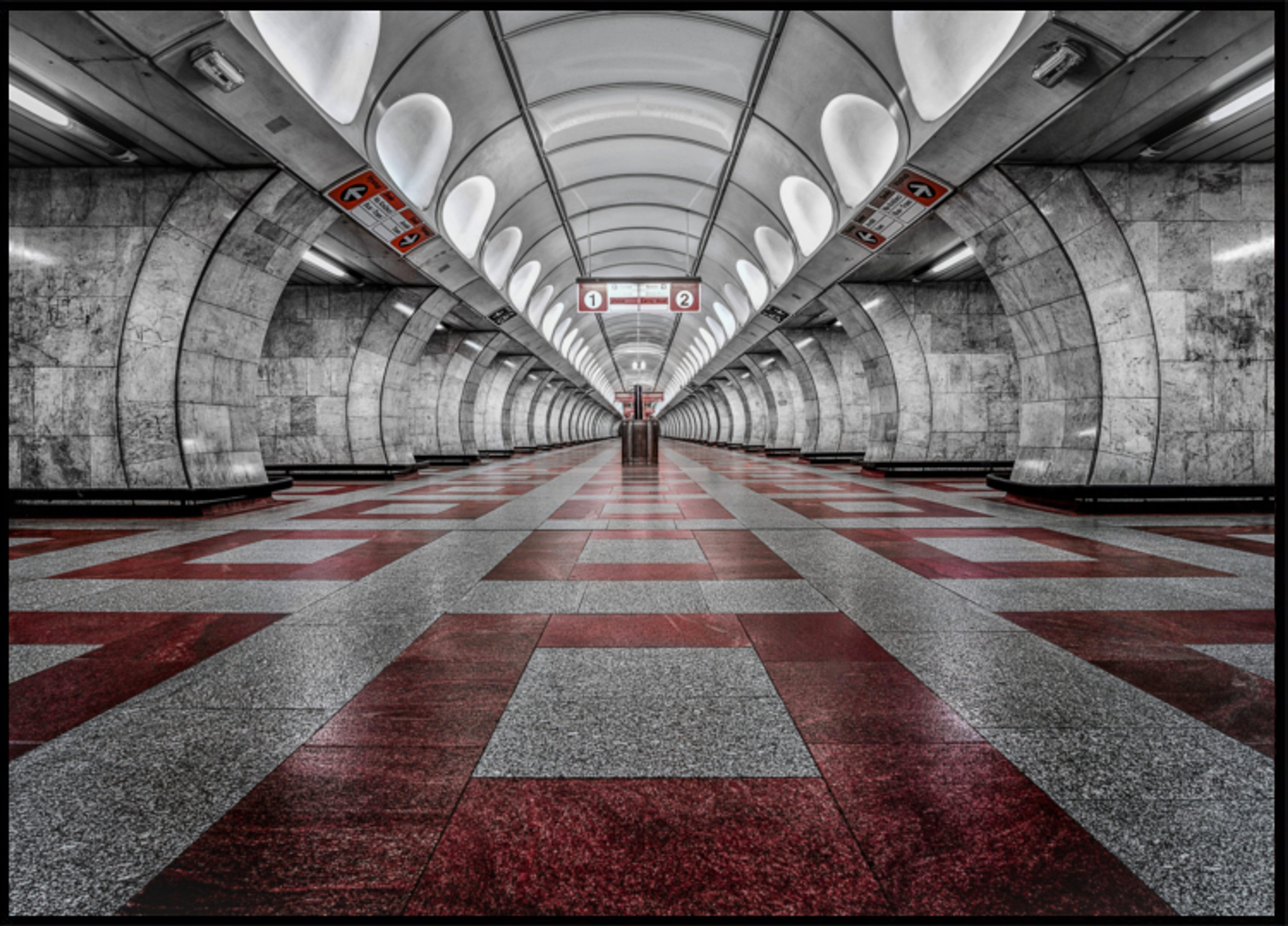 Syvä metrogeometria