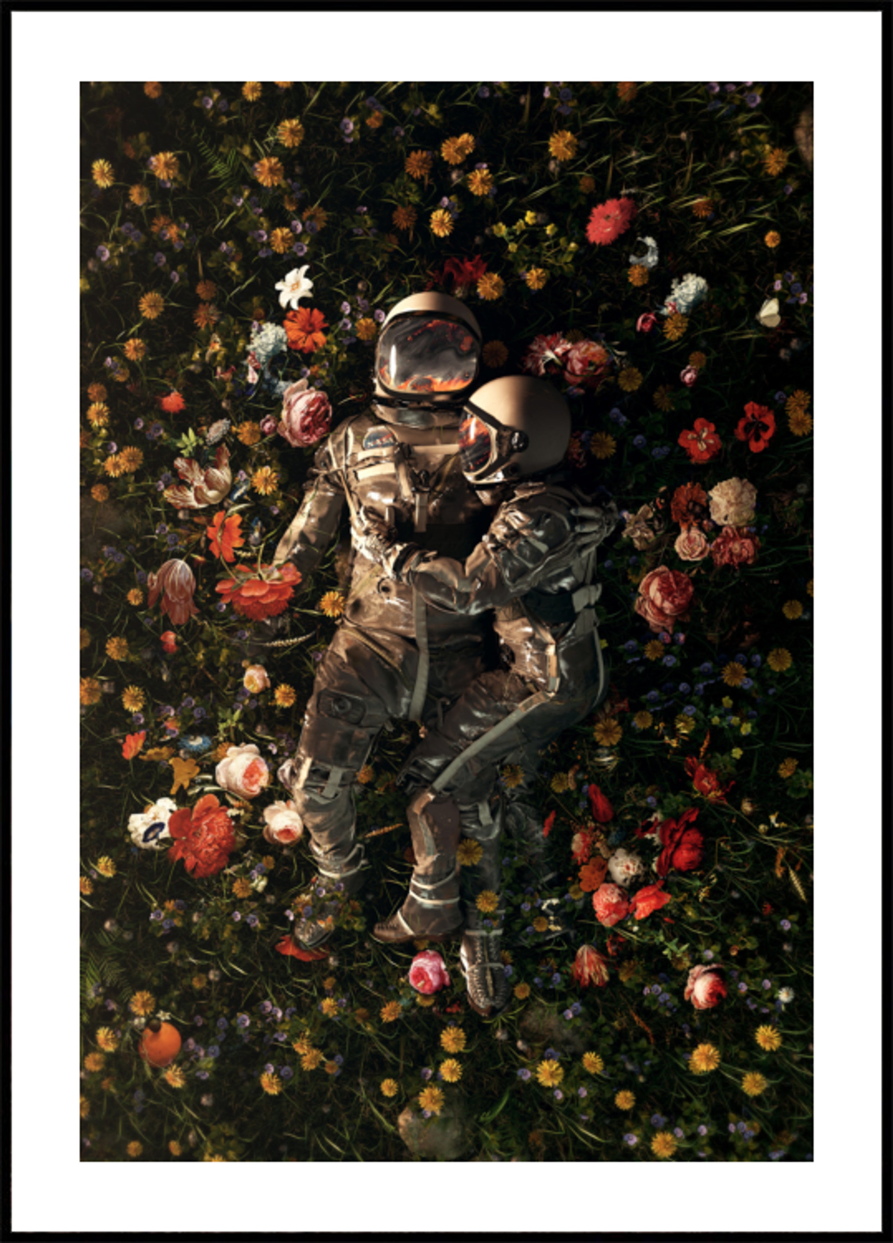 Cosmic Couple Bloom