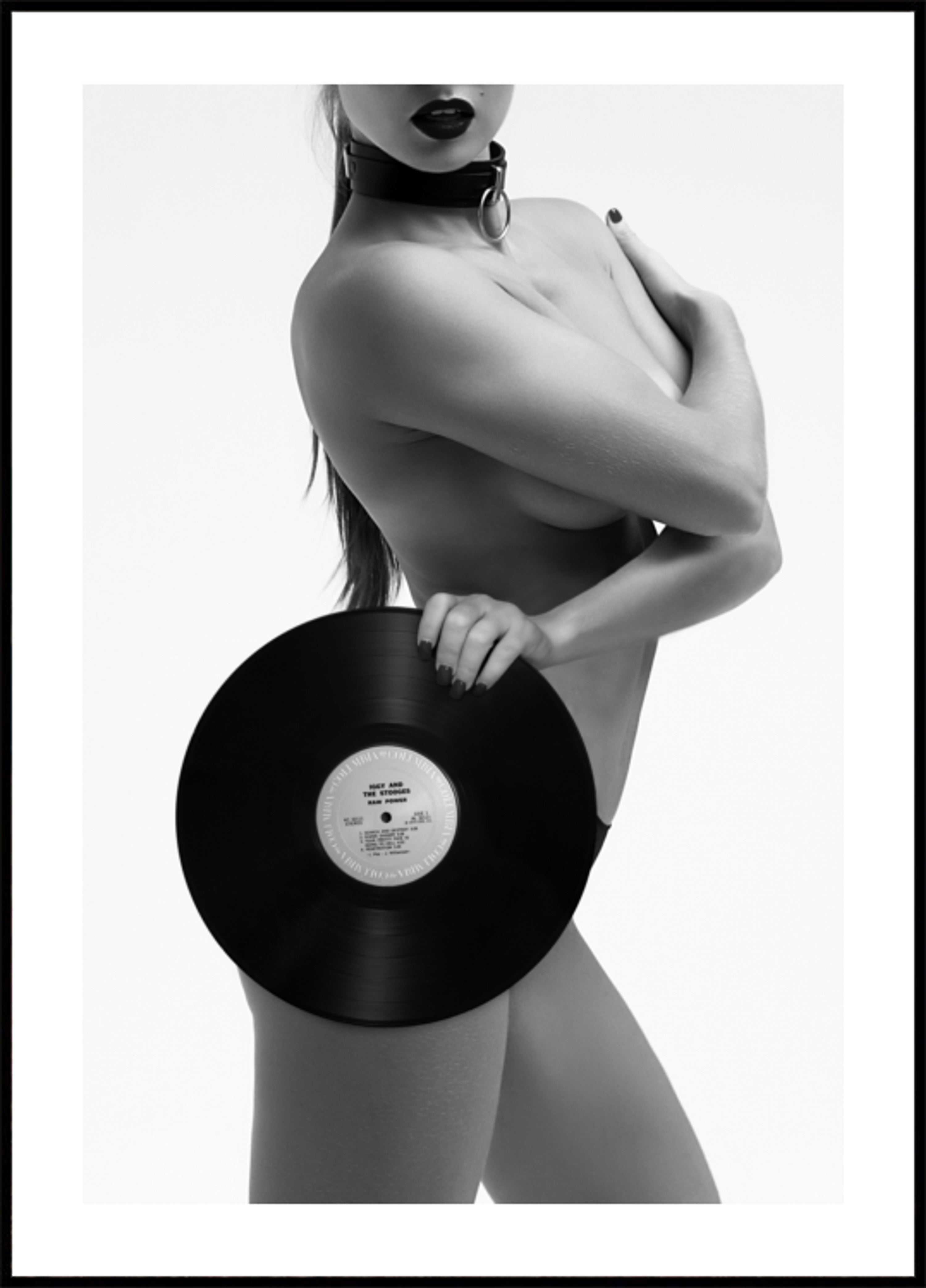 Tumma vinyyli kauneus